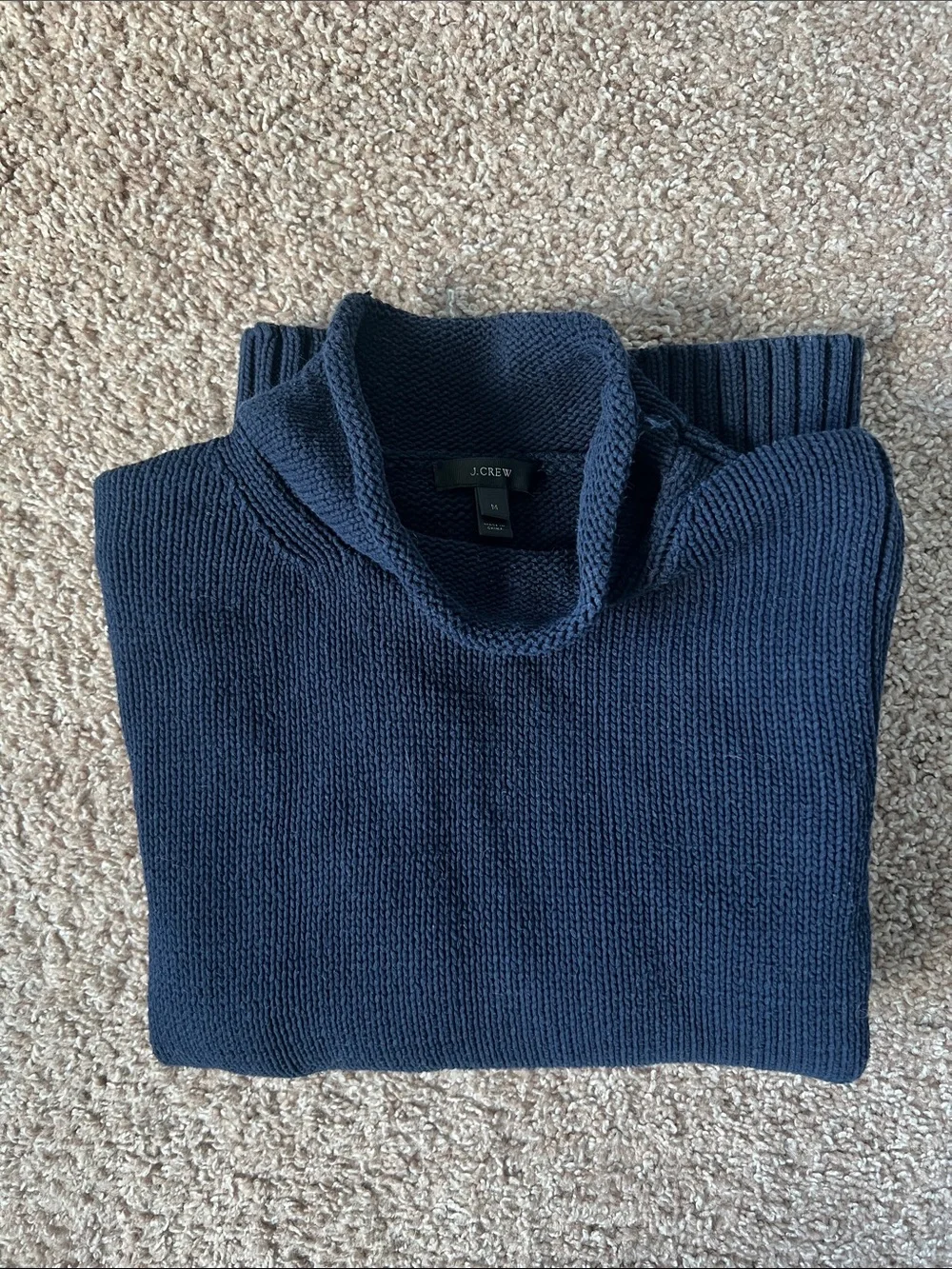 J.crew. Rollneck Sweater in Navy